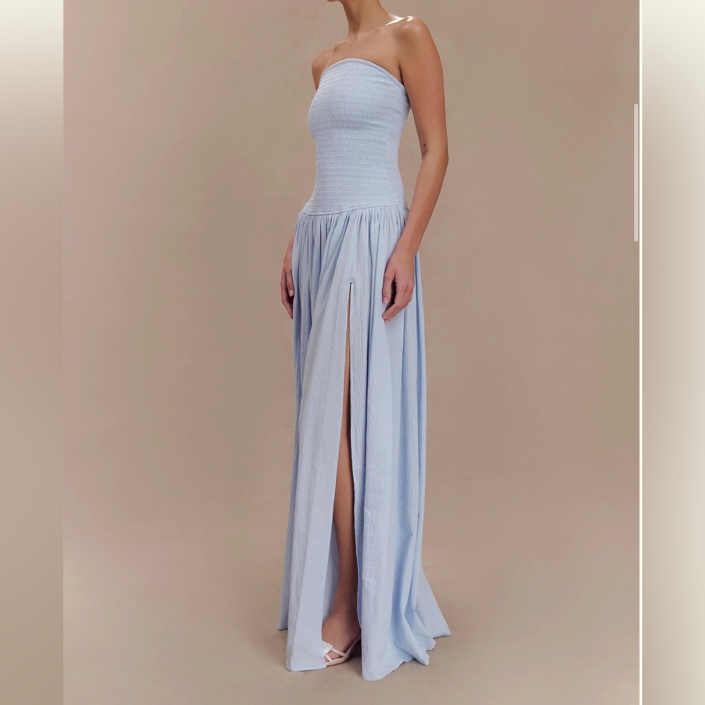 NWT Meshki ‘Maureen’ powder blue cotton shirring strapless maxi dress - Picture 3 of 16